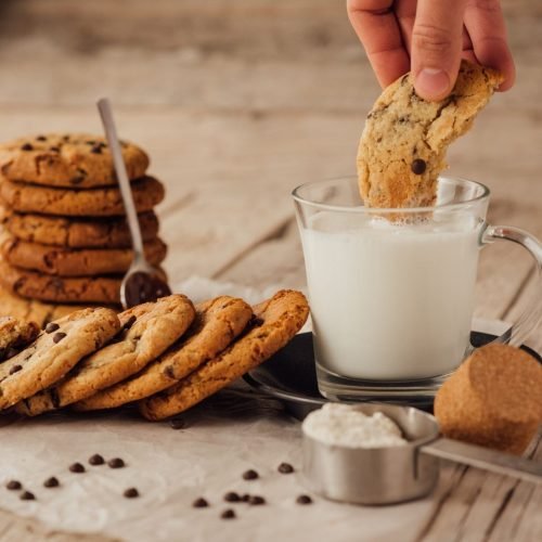 Μαλακά μπισκότα soft cookies με ελαφρώς τραγανές άκρες και αφράτη, μελωμένη καρδιά