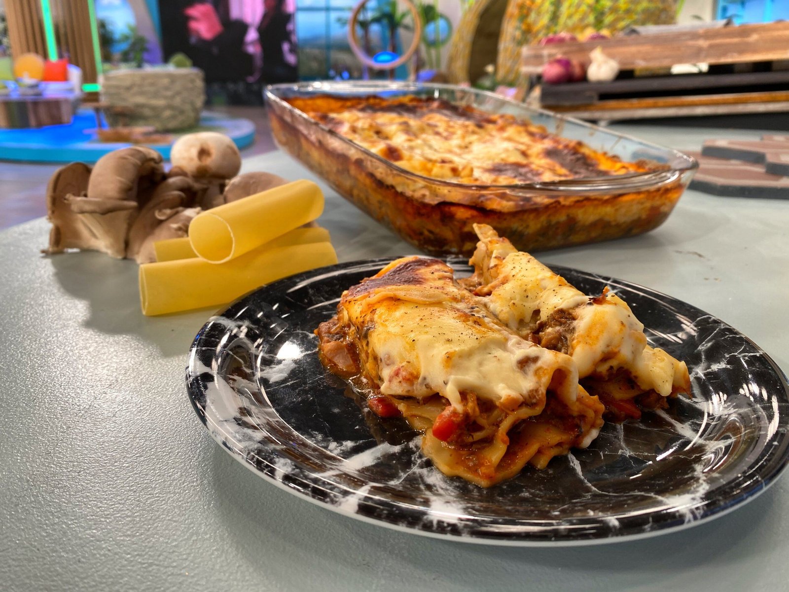 Κανελόνια με Κιμά Μανιταριών και Ελαφριά Μπεσαμέλ