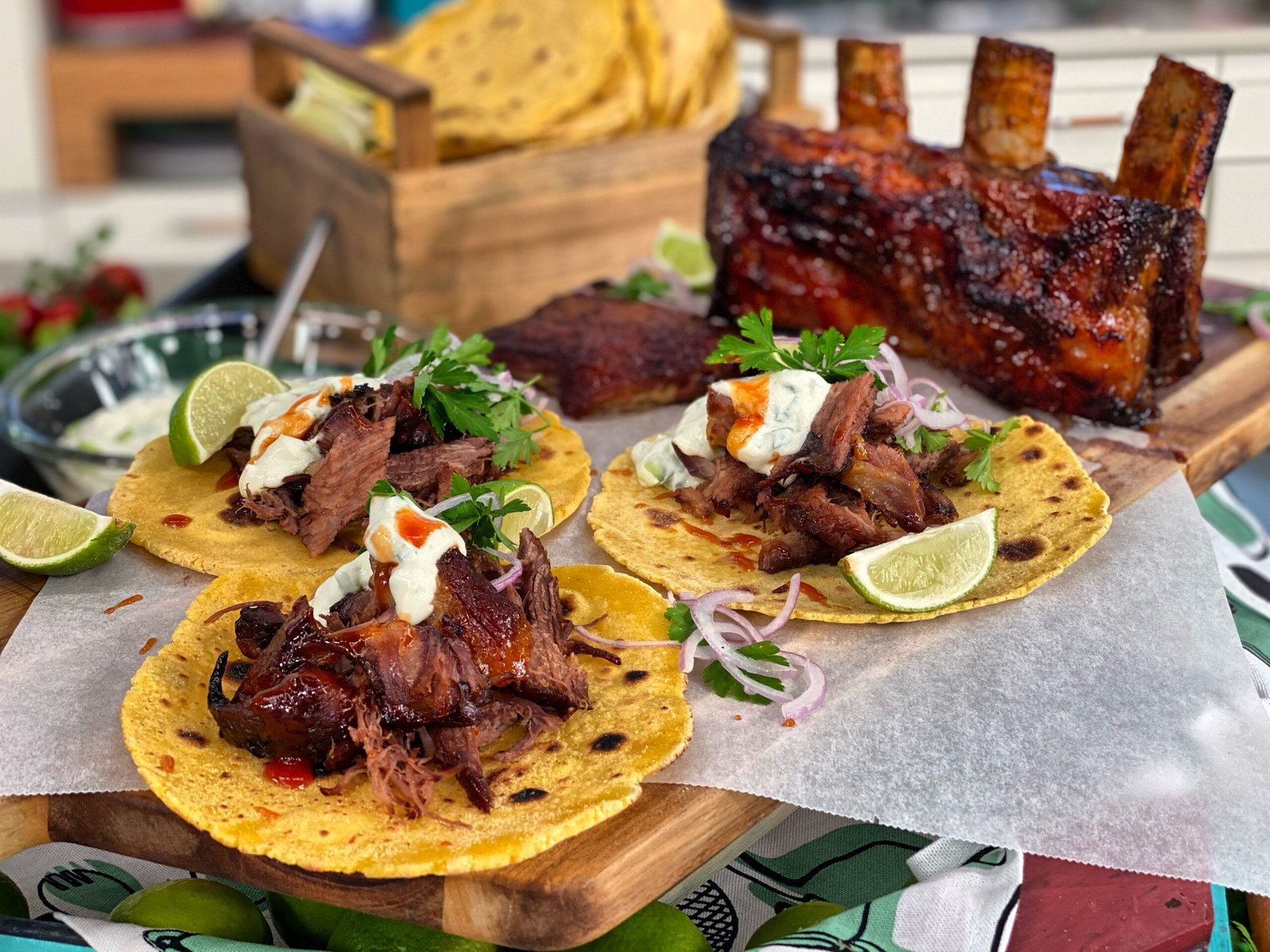 “Γλασαρισμένος Μοσχαρίσιος σιδηρόδρομος με Πίτες Καλαμποκιού”