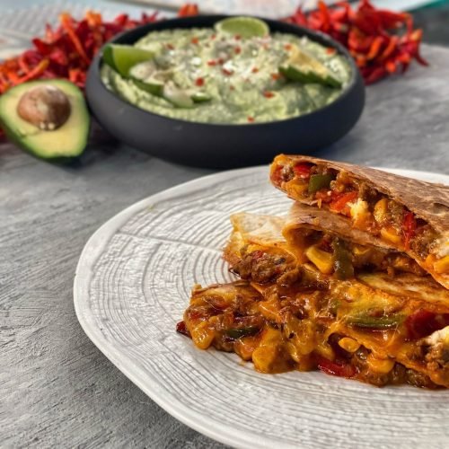 Quesadillas με Κιμά και Σάλτσα Αβοκάντο | Λαμμπρος Βακιάρος