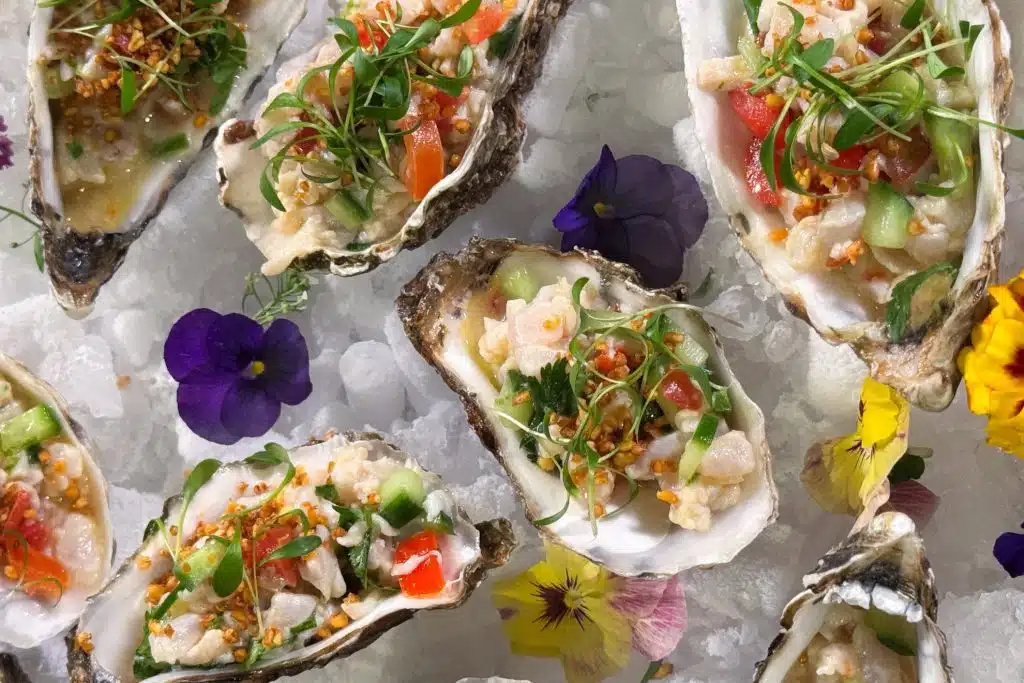Δροσερό ceviche με έντονη οξύτητα, ένα ελαφρύ πιάτο ιδανικό για ζεστές μέρες