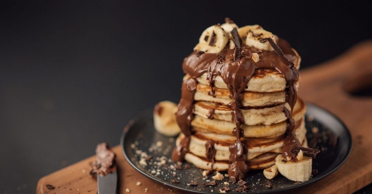 Αφράτα pancakes με πραλίνα και μπανάνα
