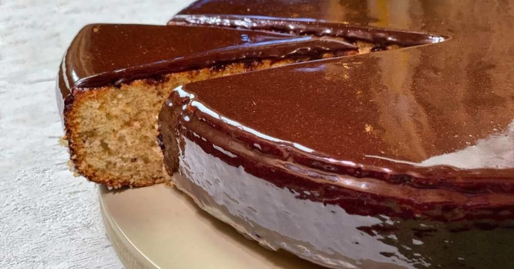 Βασιλόπιτα πρωτοχρονιάς με mirror glaze