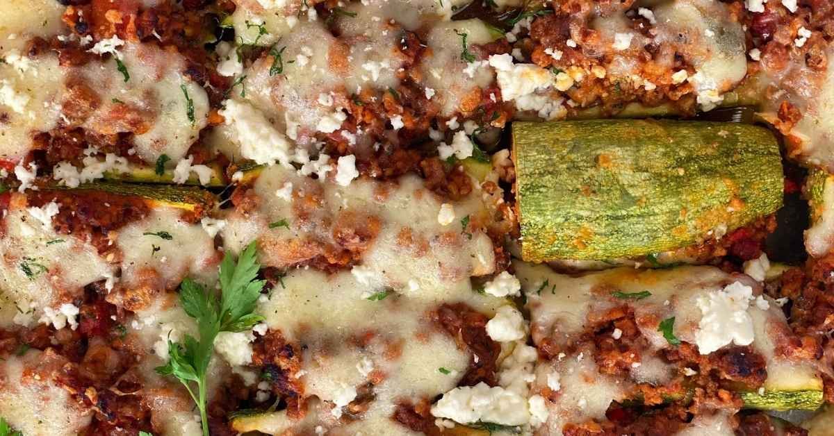 Κολοκυθάκια Γεμιστά στον Φούρνο με Κιμά και Τυριά | LAMBROS VAKIAROS Κολοκυθάκια Γεμιστά στον Φούρνο με Κιμά και Τυριά