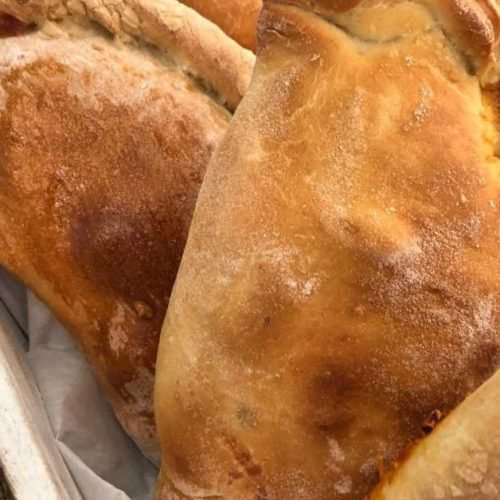 Μίνι καλτσόνε σε πιατέλα