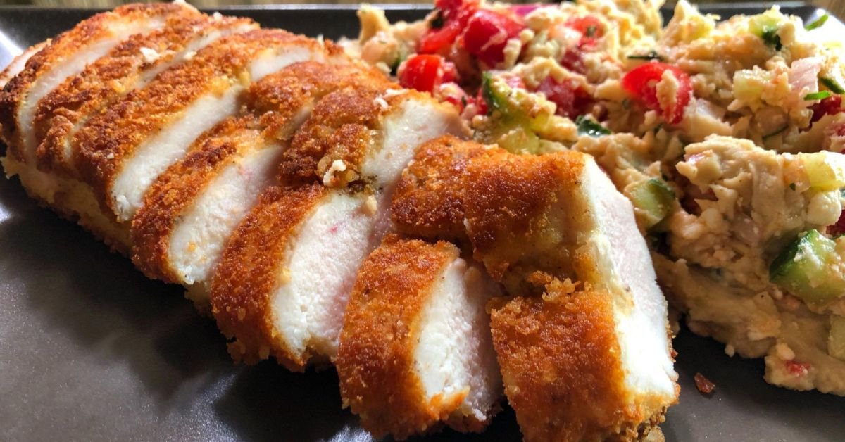 Σνίτσελ κοτόπουλο με παρμεζάνα και χούμους