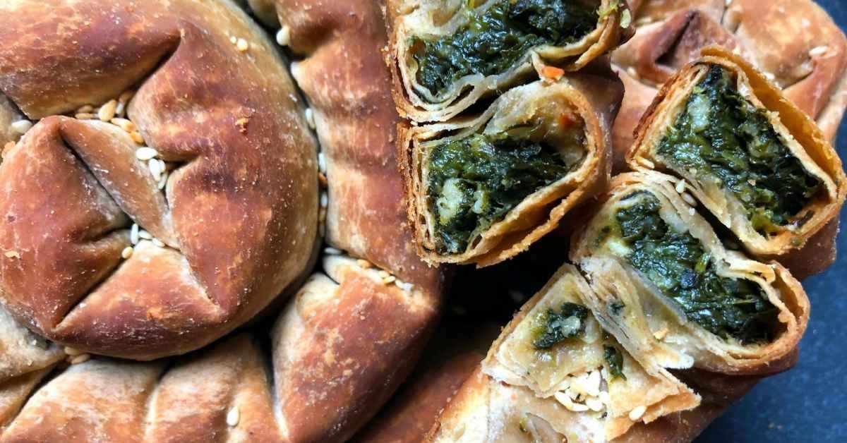 Σπιτικά νηστίσιμα σπανακοπιτάκια με φύλλο ολικής άλεσης
