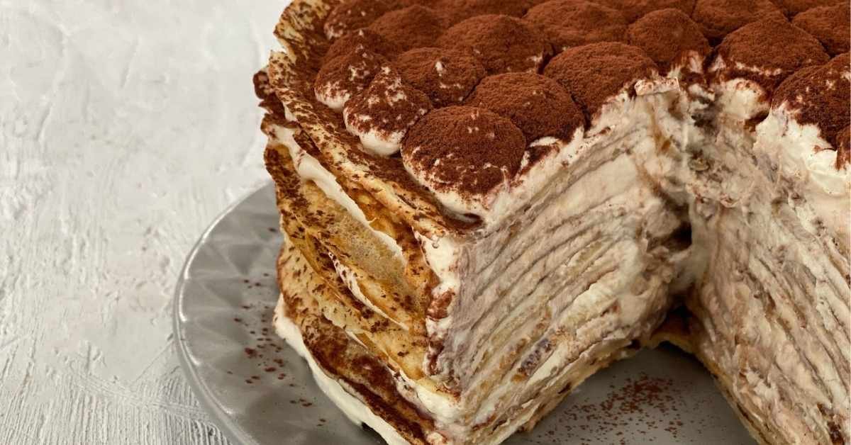 Σπιτικό κέικ τιραμισού με κρέπες