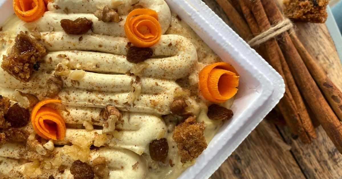 Σπιτικό παγωτό carrot cake με τυρί κρέμα