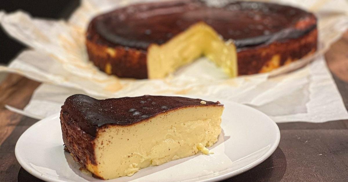 Τσιζκέικ με καμένο βασκικό τυρί