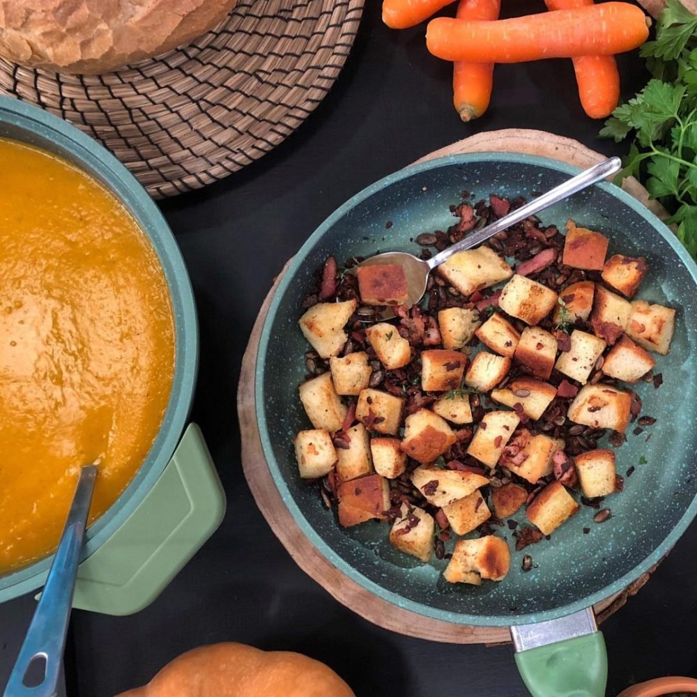 Σούπα κολοκύθας με κρουτόν και σύγκλινο