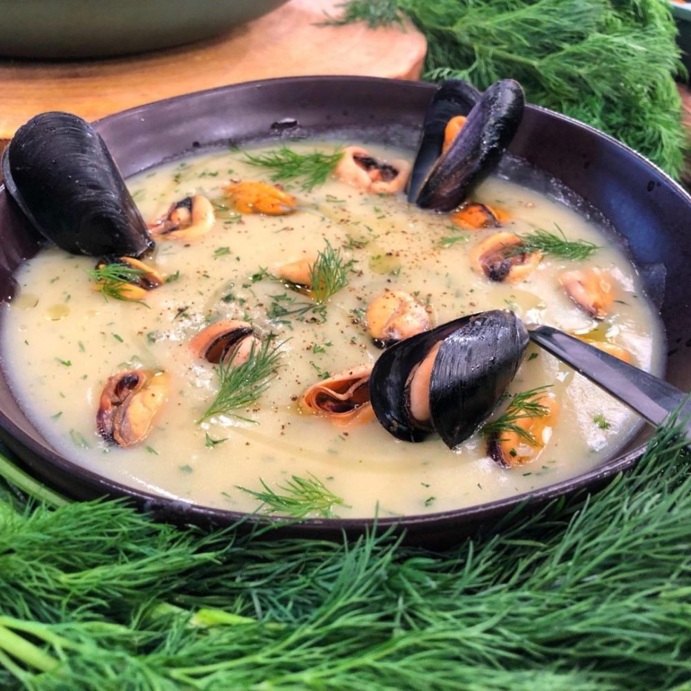 Νηστίσιμη Βελουτέ Πατάτας με Αχνιστά Μύδια