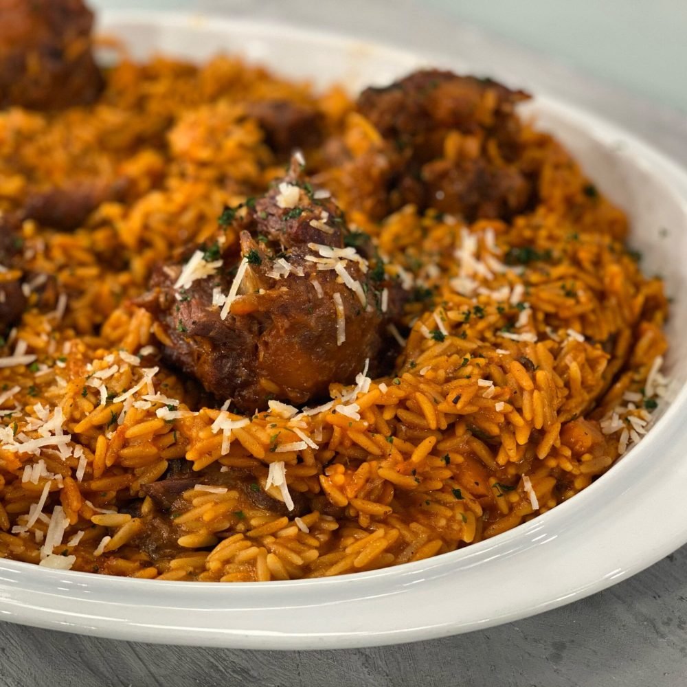 Γιουβέτσι με μοσχαρίσια ουρά