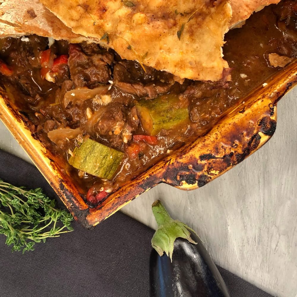 Μοσχαράκι στη γάστρα | Λάμπρος Βακιάρος