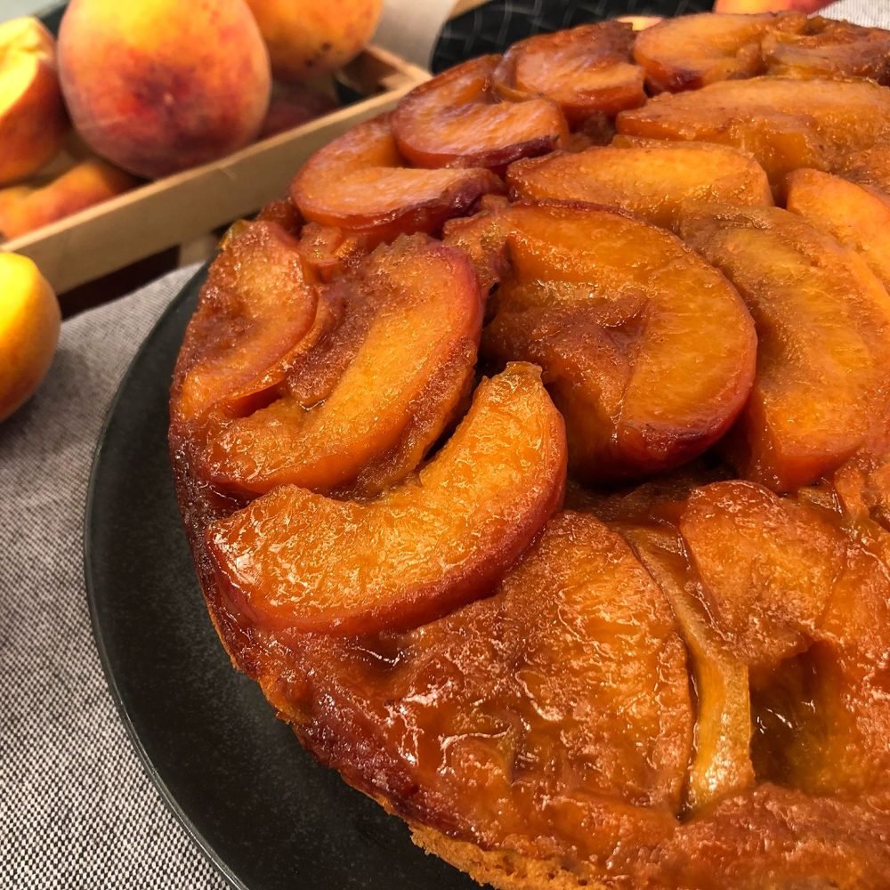 Ανάποδο κεικ με ροδάκινα | Λάμπρος Βακιάρος