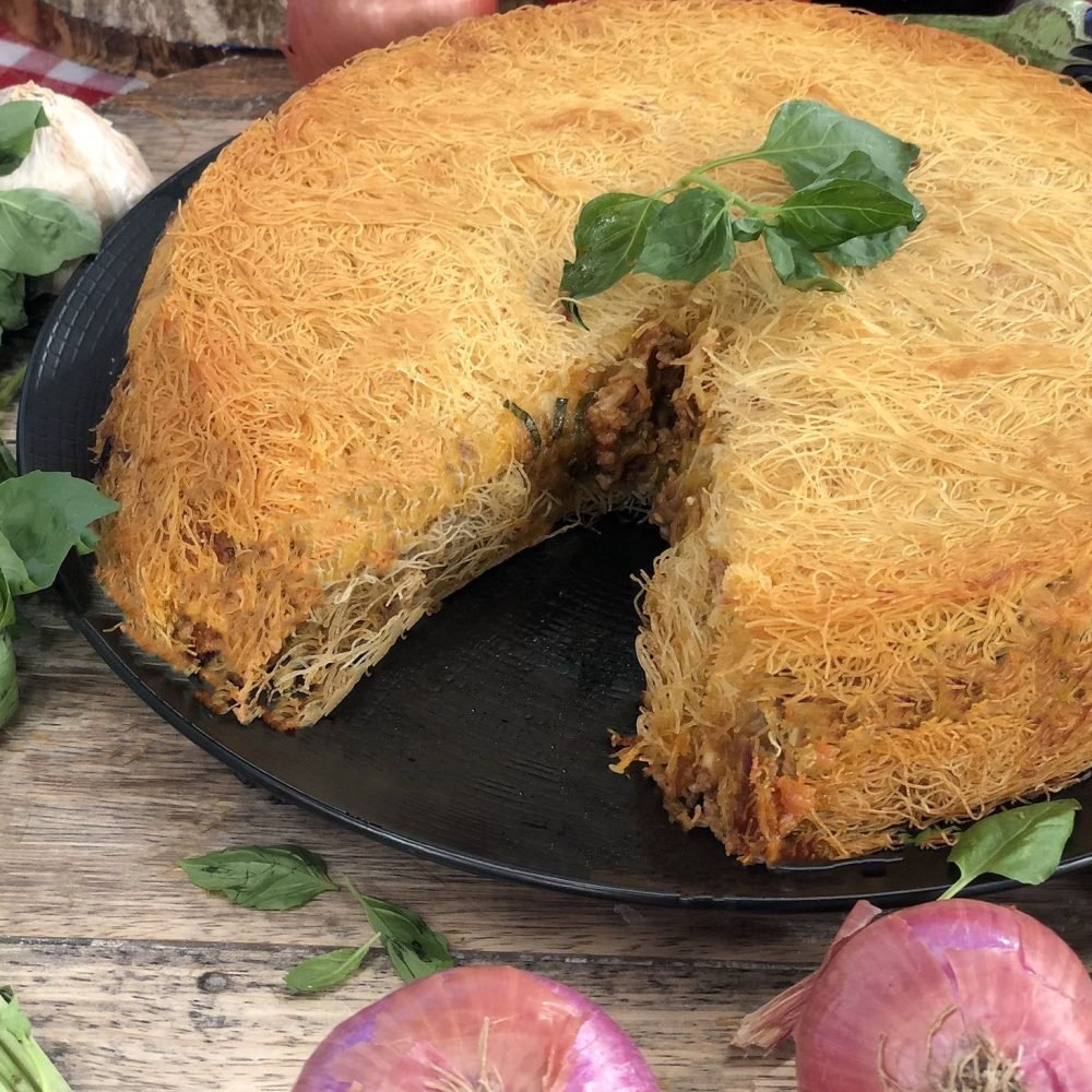 Κιμαδόπιτα με Βουτυρένιο Κανταΐφι και Ψητές Μελιτζάνες