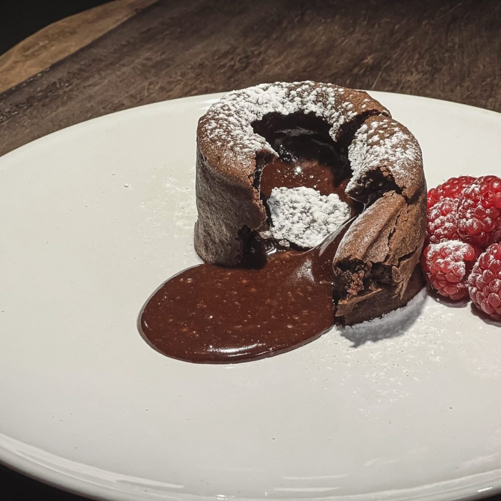 Σοκολατένιο Fondant ή Lava Cake ή Mi-cuit au Chocolat Λάμπρος Βακιάρος
