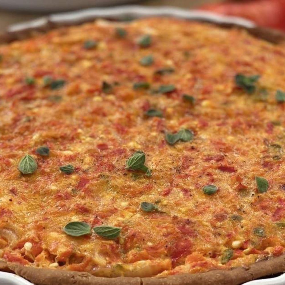 Ελληνική τάρτα με ψητές πιπεριές Φλωρίνης