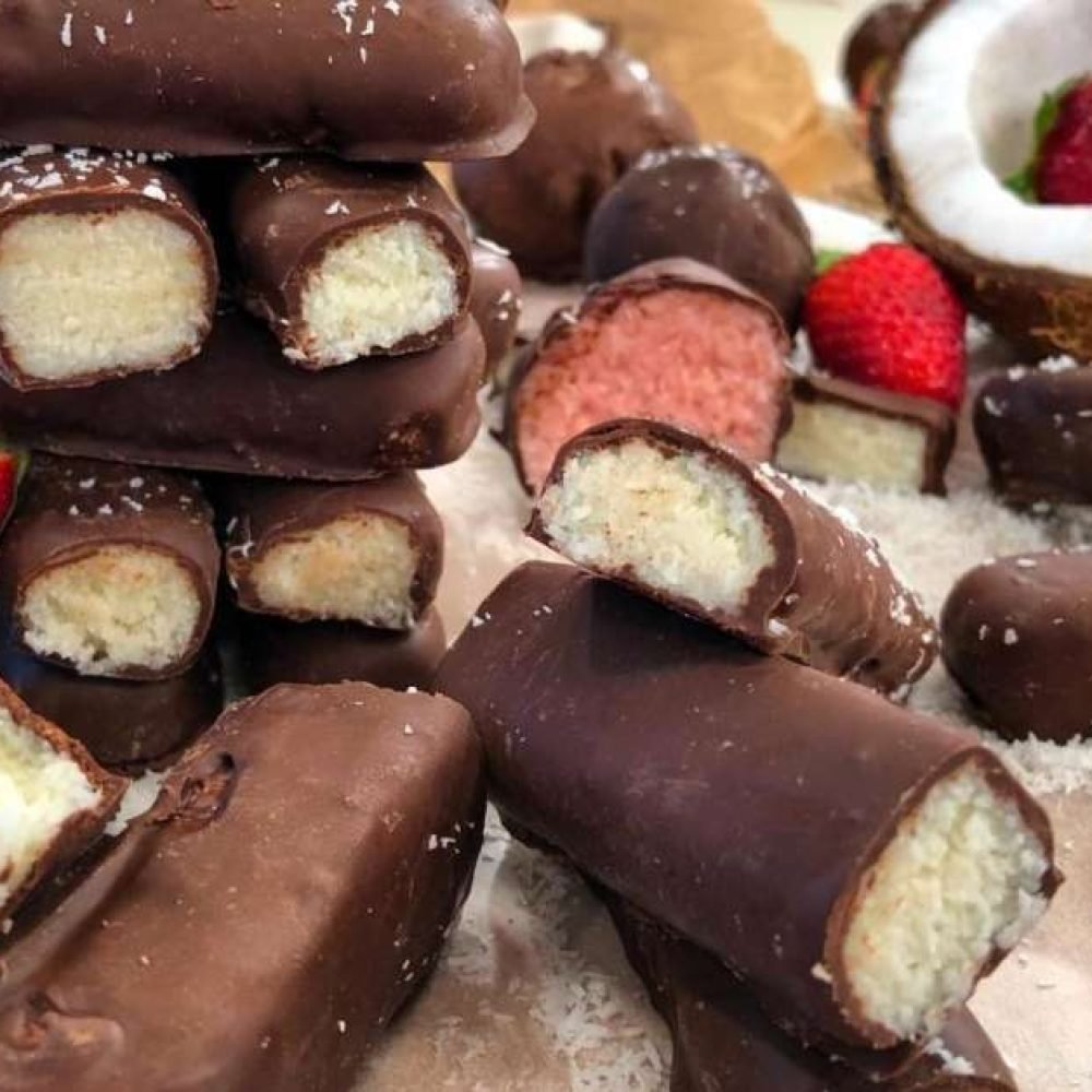 Σπιτικά σοκολατάκια με γέμιση φράουλας