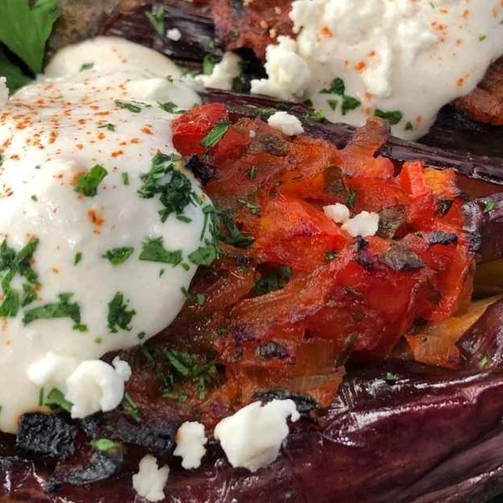 Σπιτικό Ιμάμ Μπαϊλντί με μελιτζάνες και ντομάτα